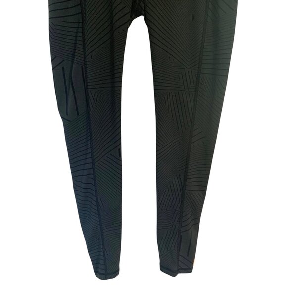LUCY ACTIVEWEAR Gray + Black Striped High-Rise Women’s Athletic Leggings Medium - Picture 3 of 6